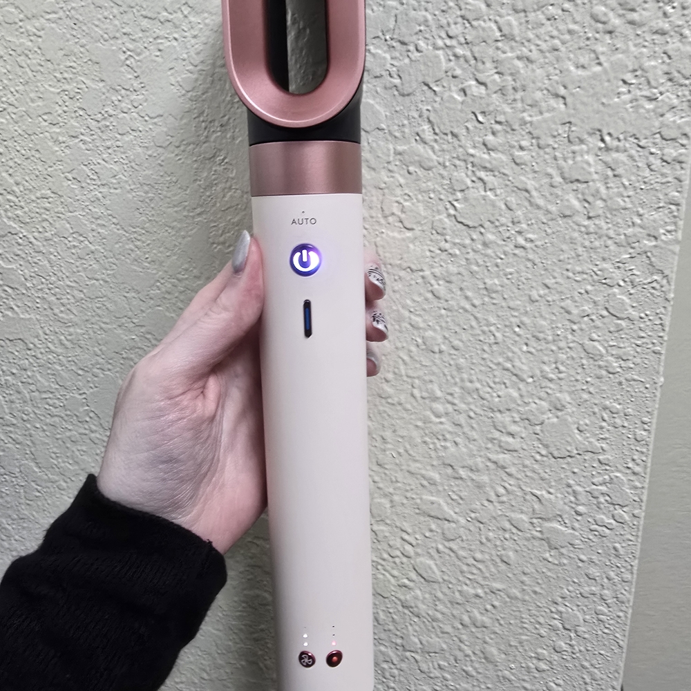 Dyson Airwrap Complete Styler in Pale Pink and Rose Gold - Picture 7 of 7